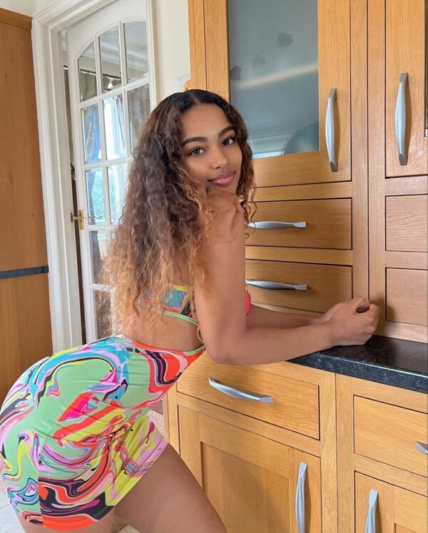 Sexy Alina – Seychellois girl Kuwait