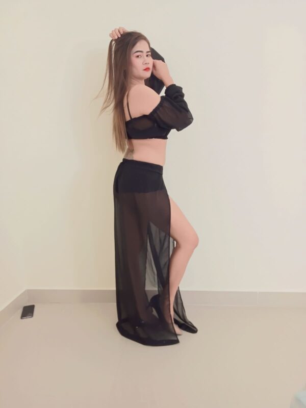 Sirinna – Thai adult performer in Muscat - Image 4