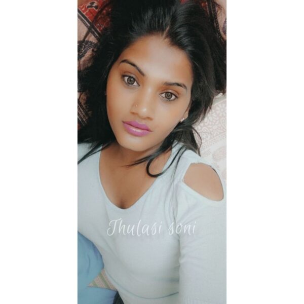 South Indian Girl Only for Cam Calls – escort in Kolkata - Image 3
