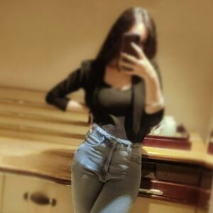 Supirya (Cam Show & Real Meet ) – Indian escort in Mumbai