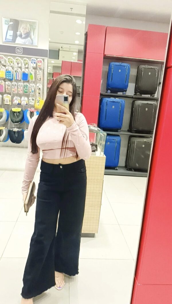 Tanvi Cam and Real – Indian escort in Mumbai