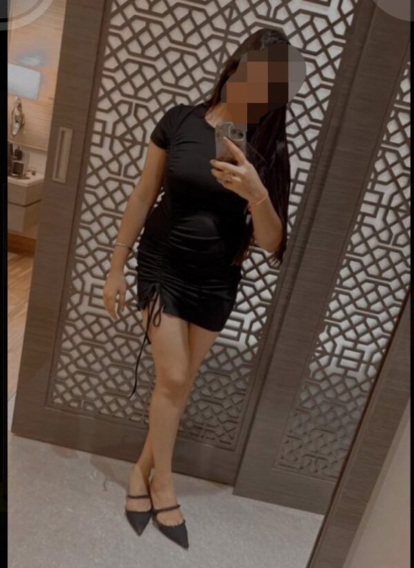 Tanvi Cam and Real – Indian escort in Mumbai - Image 3