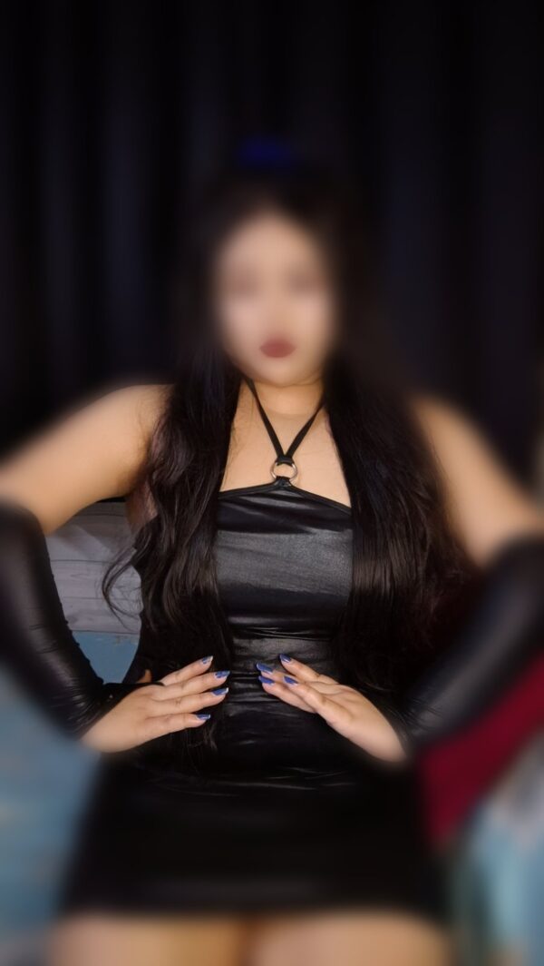 Tina (cam & Real meet) – Indian escort in Mumbai - Image 4