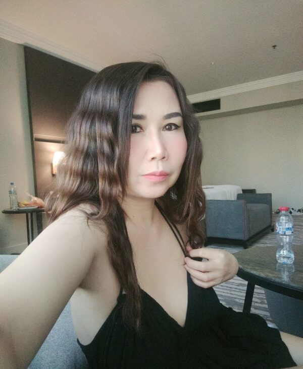 Tukta – Thai escort in Muscat