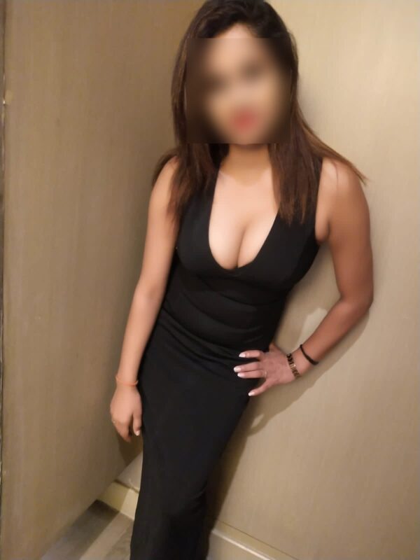 VEDIKA INDEPENDENT (cam & Real Meet) – Indian escort in Mumbai