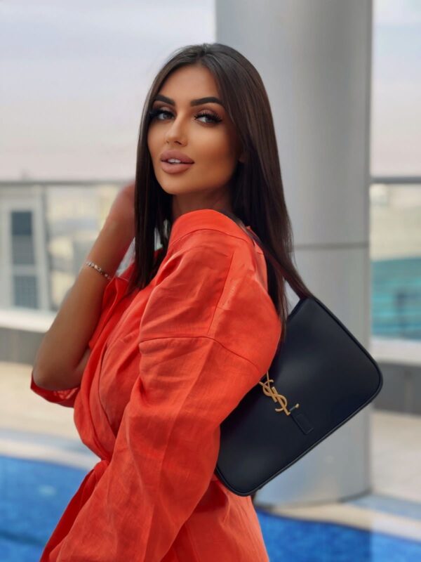 Versache   Russian  -  in Beirut - Image 3