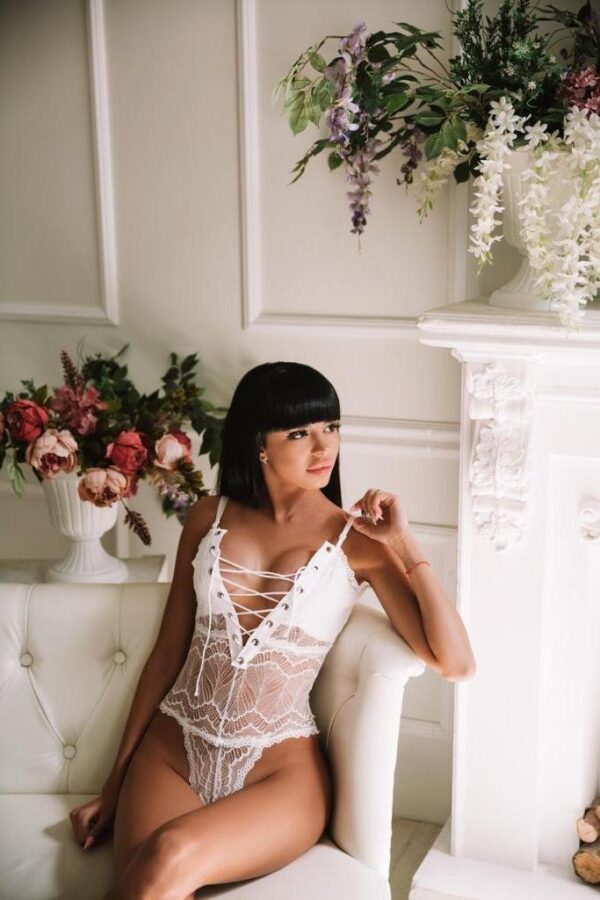 Vicky – Spanish escort in Monaco - Image 6
