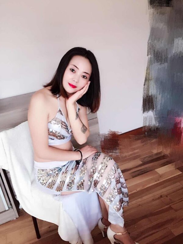Zhizhi – Chinese girl Khobar - Image 2