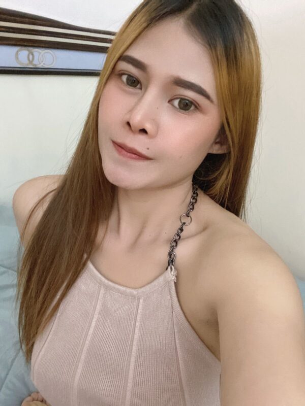 Yasmin vip – Thai escort in Muscat - Image 4