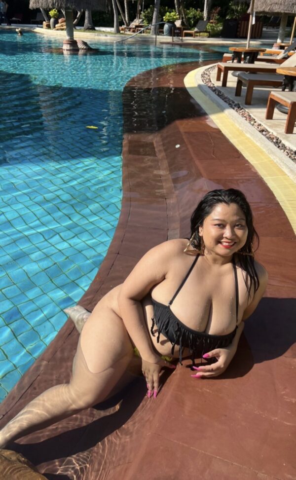 Yesshi – Bhutanese escort in London - Image 8