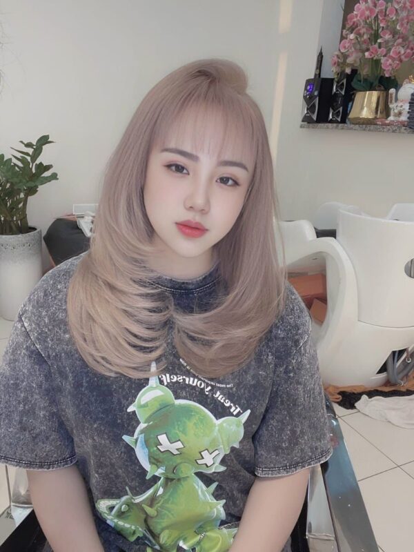 Younger – South Korean escort in Muscat - Image 3