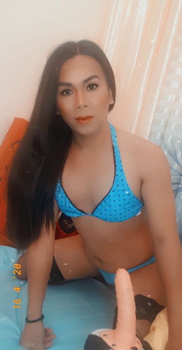 WEBCAMSHOW PAYPAL – Filipino Transsexual  -  in Rome - Image 4
