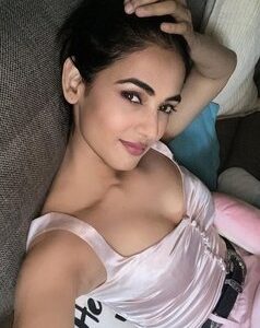 Aarya – Indian escort in Mumbai