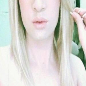 Cassandra-Shemale Hottie In Dubai